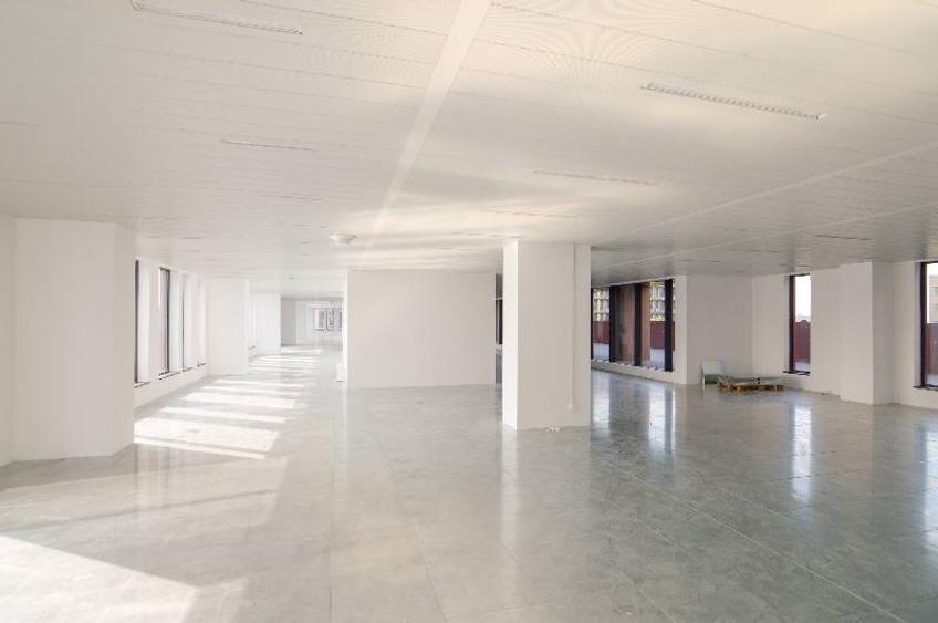 Expozitiei 1 cladirea B2, Presei Libere, 300 - 2750 mp 0% comision!