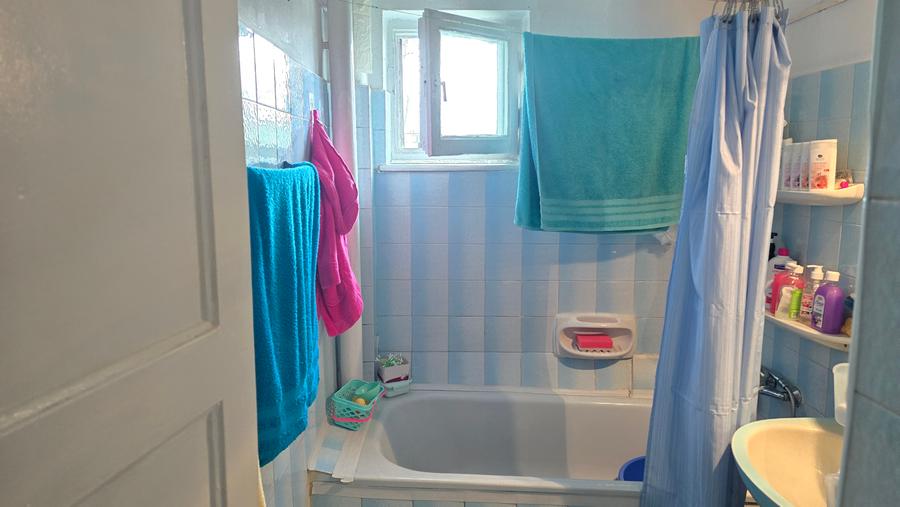 Vand apartament 3 camere in Deva, zona Gojdu, etaj 3, mobilat, utilat