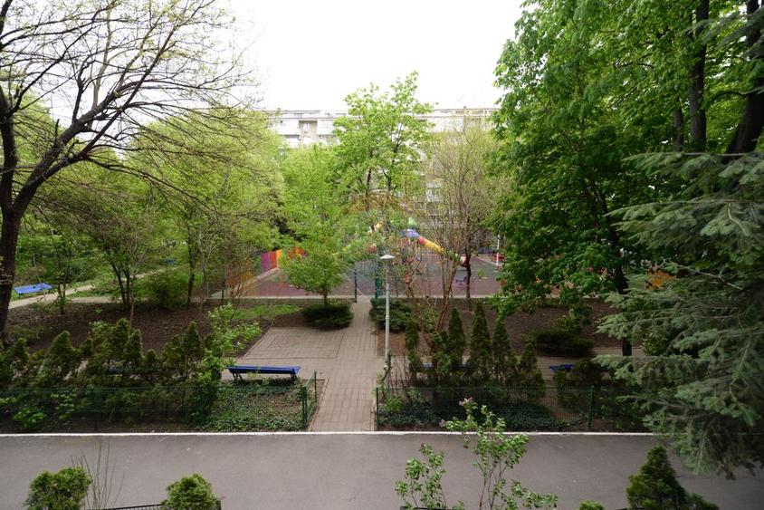 Apartament cu 2 camere de vanzare 46mp Piata Sudului