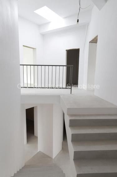 Casă spectaculoasă – 314 mp utili, cramă, terase, 7 camere, teren 432 mp - 19