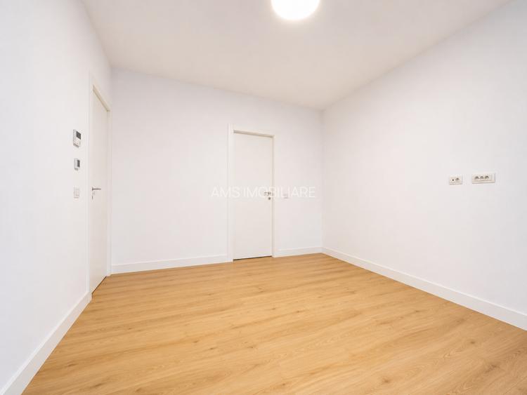 NOU / SUPERB  / SPATII GENEROASE / PARTIAL MOBILAT SI UTILAT BLOC BOUTIQUE - 23