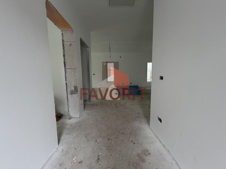 Duplex in Utvin | 3 camere | Toate utilitatile | Curte | Asfalt |
