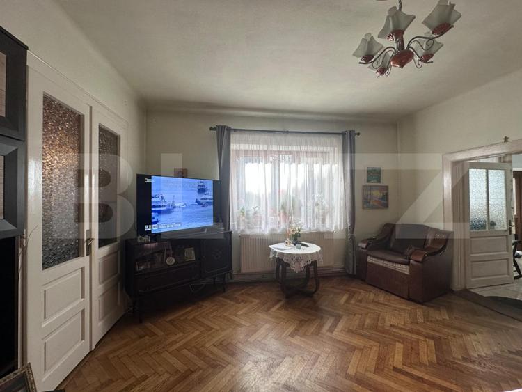 Casa de vanzare in Cartierul Schei, zona Piata Unirii