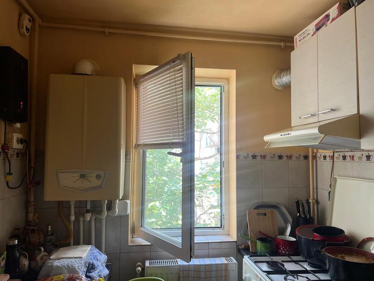 Apartament 2 camere, nedecomandat, centrala gaz, mobilat si utilat, Tomis Nord