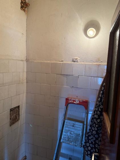 Apartament 3 camere, ULTRACENTRAL, Rm. Vâlcea, etaj 2, BOXA