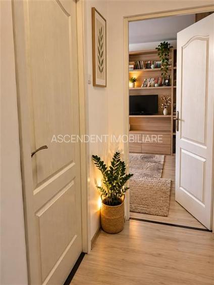 Apartament 2 camere, decomandat, balcon si parcare, Vlahuta - Florilor,  Brasov - 8