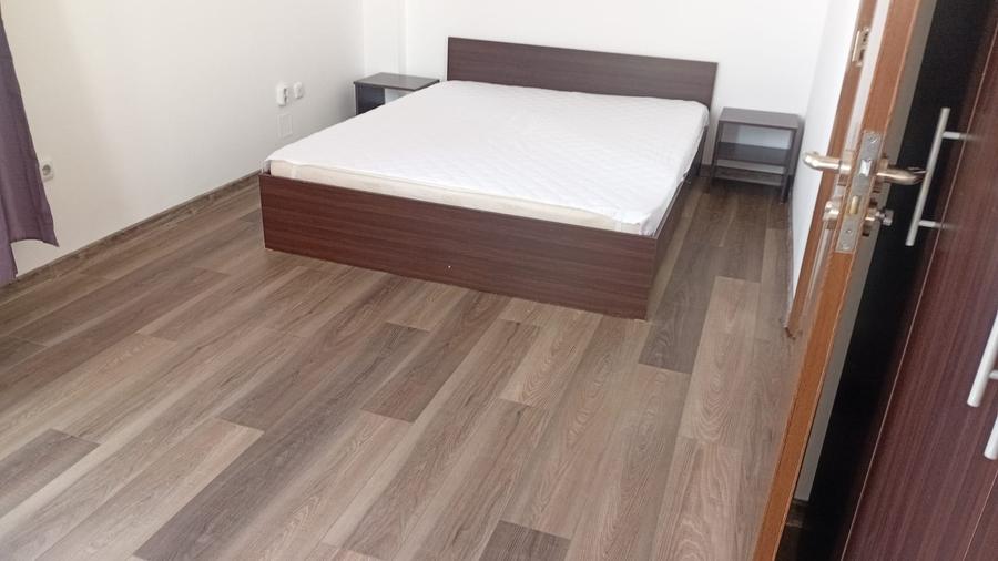 Inchiriez apartament 3 uta ared