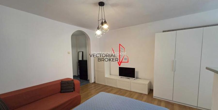 Garsoniera zona Dristor Rm Sarat - 4