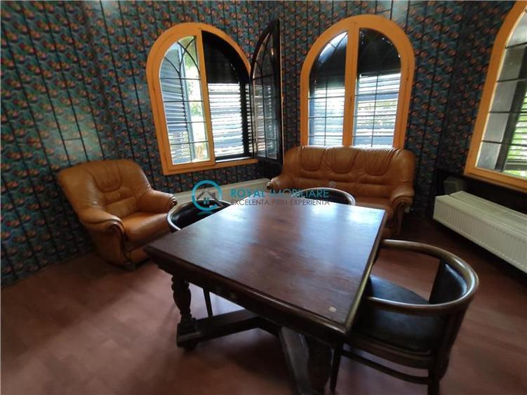 Royal Imobiliare -vanzare vila/ casa de vacanta zona CAMPINA