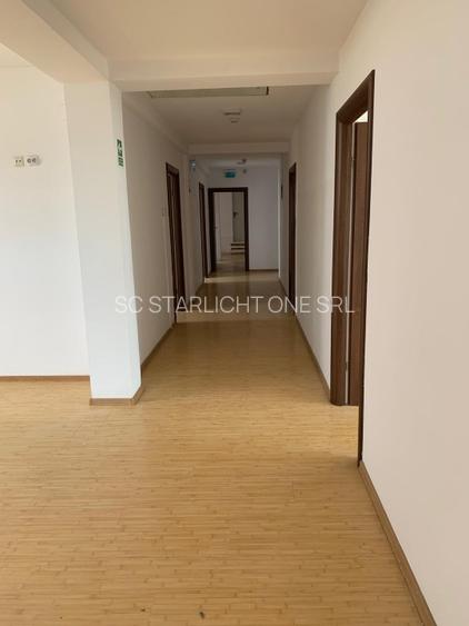 Mansardă Luminoasă și Deosebită – 7 camere ,225 mp utili + 2 Locuri de Parcare - 2