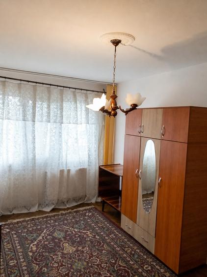 Apartament 2 camere de inchiriat zona Podu Ros