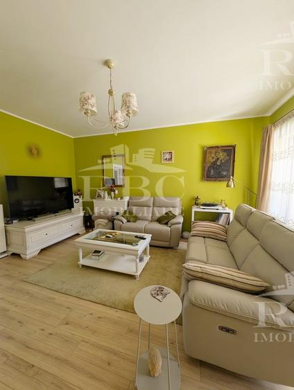 Casa cuplata finisata cu teren 300 mp Floresti str. Narciselor
