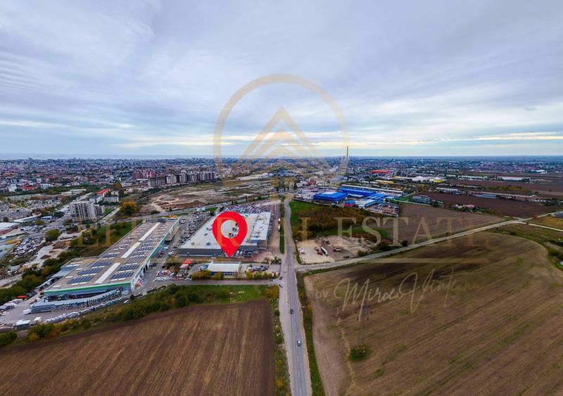Hală industrială pe varianta Ovidiu, în spatele magazinului JUMBO
