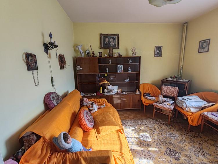 Apartament 2 camere liber la vanzare zona Astra - Planete