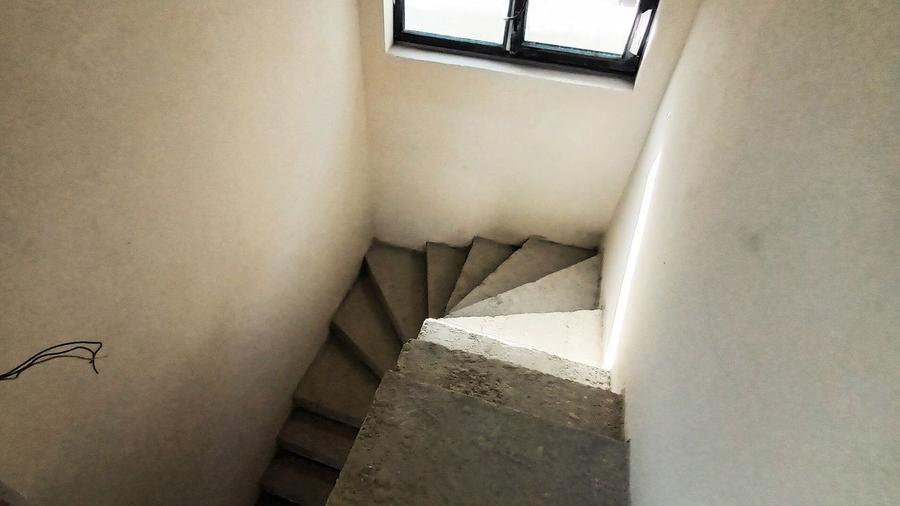 Casa noua ultra moderna, in Europa, strada linistita, cu panorama !