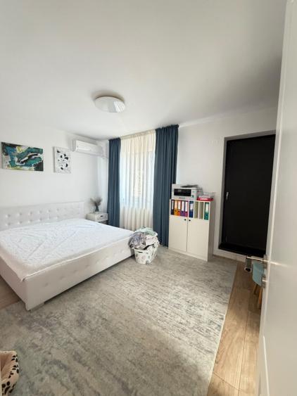 Casa/Vila 4 Camere 3 bai/Bragadiru-Cristalului