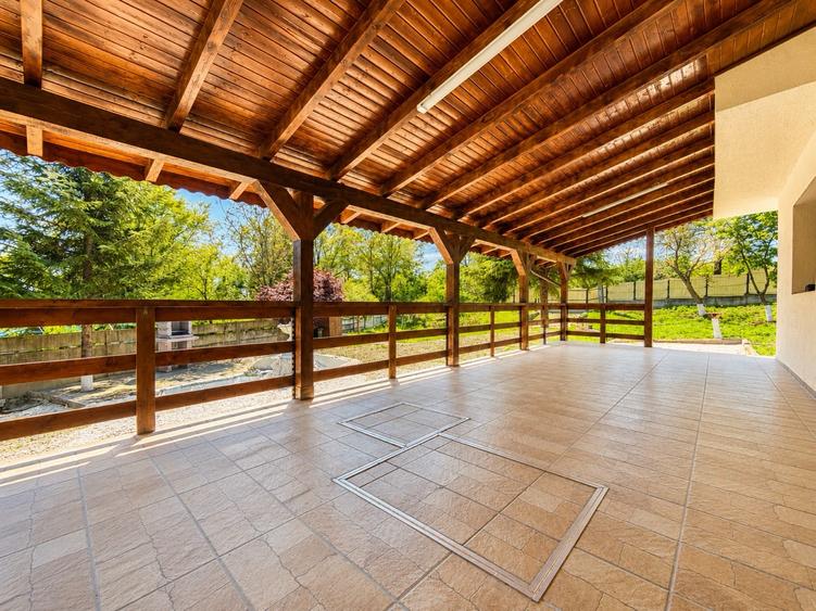 Vila cu 4 Dormitoare | Teren 1.438 mp | Aleea Manastirii | 5 min de Târgoviște