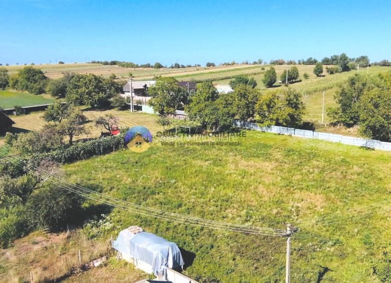 TEREN intravilan 3260 mp  ROZNOV – CHINTINICI - 2