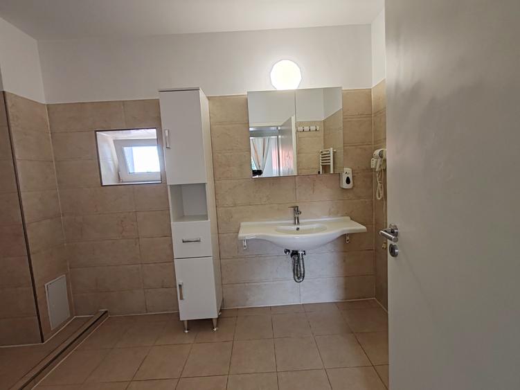 Apartament 2 camere recent renovat, mobilat si utilat nou zona Str. Lunga