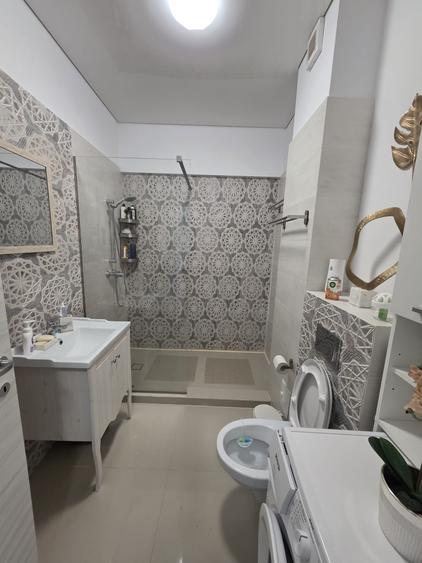 Apartament 2 camere Mamaia Nord Zev Mediteraneo 125000 euro