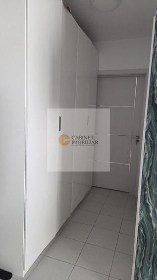 3 Camere - 77 MP | Credit | 2020 | 2 Bai | Metrou Pacii - 10 minute