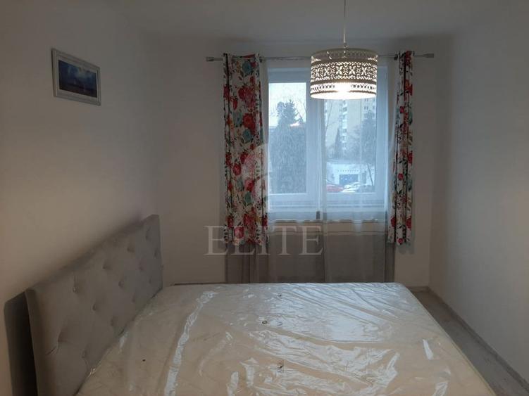 Apartament 3 camere în zona Hotel Royal