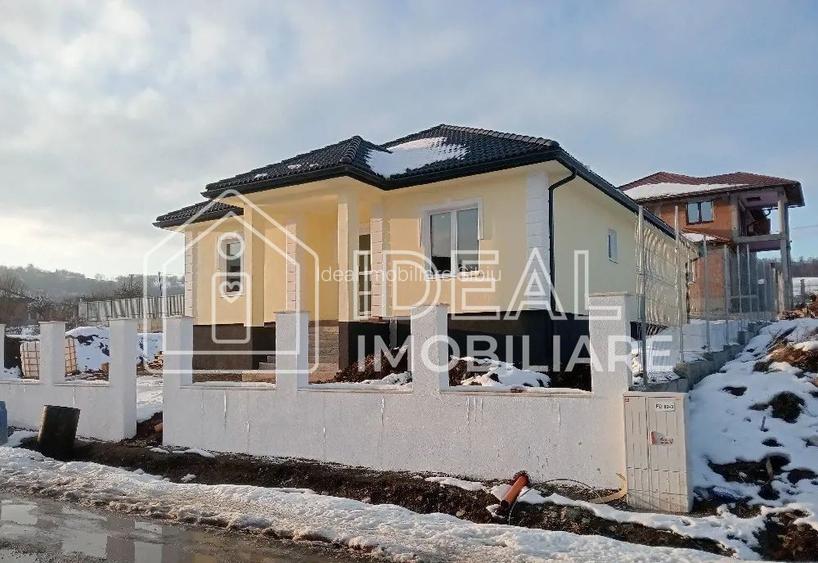 Casa Individuala cu 4 camere cu 500 mp de curte, in Cisnadie - 2