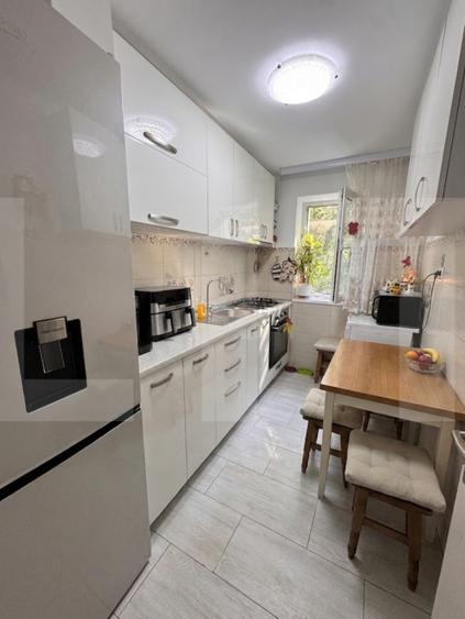 Apartament 2 camere semidecomandat, renovat complet, Școala 7