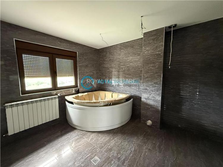 Royal Imobiliare - Vanzare Vila P+1 Bucov