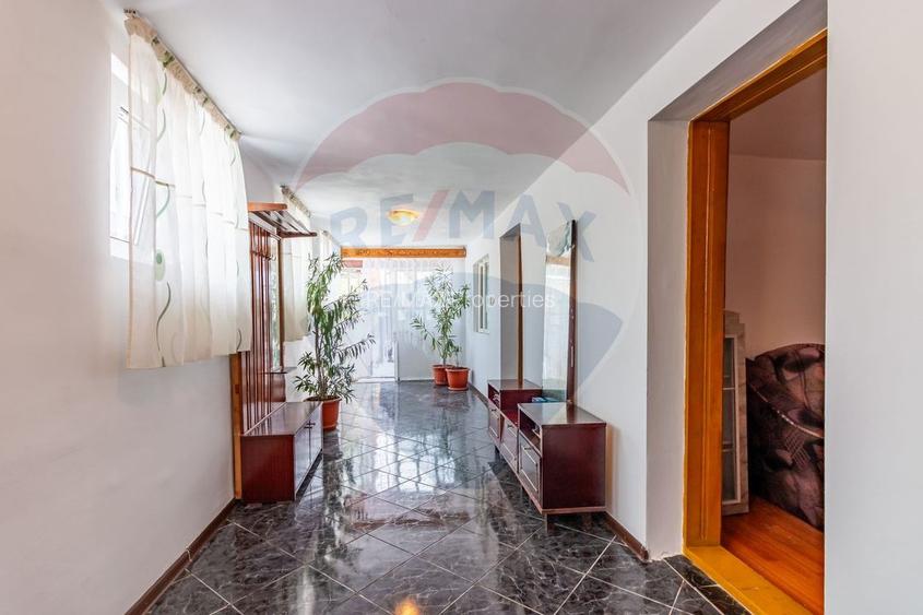 Casă / Vilă de vânzare Picior de Munte, Dambovita - 10