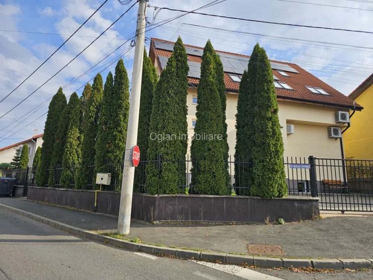 Spatiu comercial la 2 pasi de Sub Arini, COMISION 0% - 21