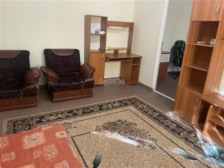 Apartament 2 camere , zona Gara , 50 mp , imbunatatit , mobilat complet - 3