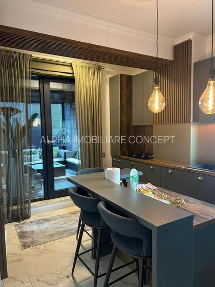 PENTHOUSE EXCLUSIVIST | TOMIS PLUS - 7