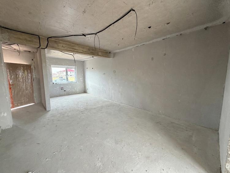 Duplex 4 camere - 3 bai - izolat fonic - aproape de Kaufland