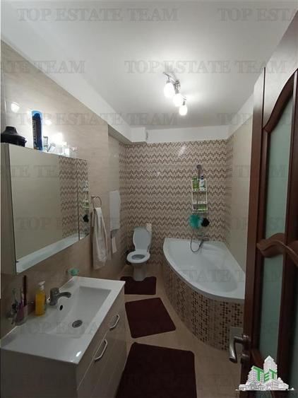 Casa deosebita P+1 cu 4 camere, foisor in curte si garaj, in Bragadiru aproape d