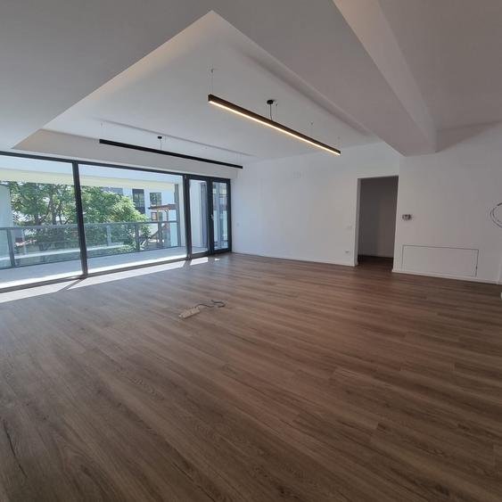 Penthouse / Unirii /. Piata Constitutiei/