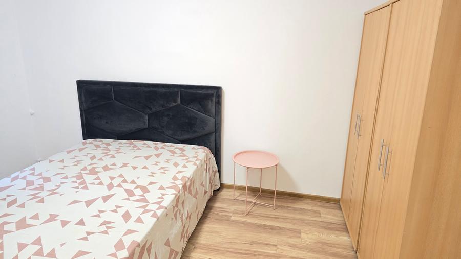Inchiriez apartament 3 camere in Deva, zona Licee (Titu Maiorescu), parter,