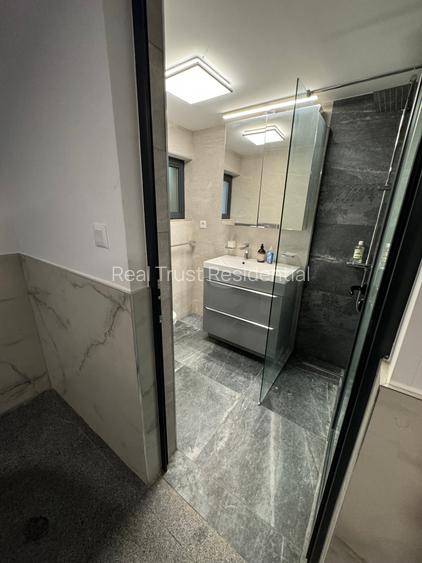 Apartament în vilă | 4 dormitoare | Curte cu grădină japoneză | Garaj, Mă