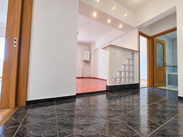 Apartament 2 camere decomandat, 56 mp, etaj 3/4, Școlilor – Ștefan cel Mare