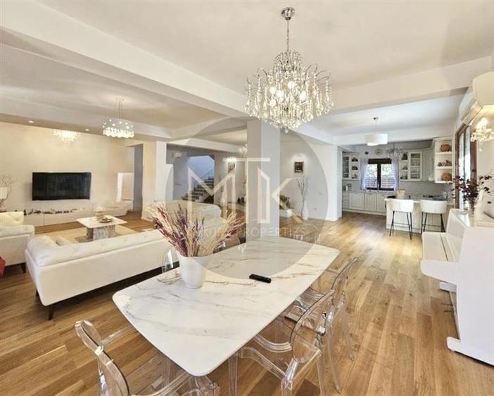 Exclusiv | Vila 5 camere Iancu Nicolae | 2 Locuri de parcare