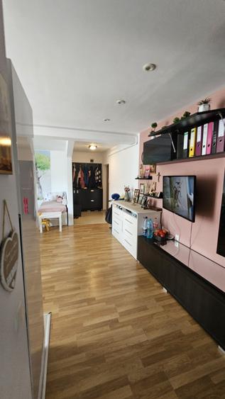 Apartament 3 camere, et intermediar, parcare, Eroilor