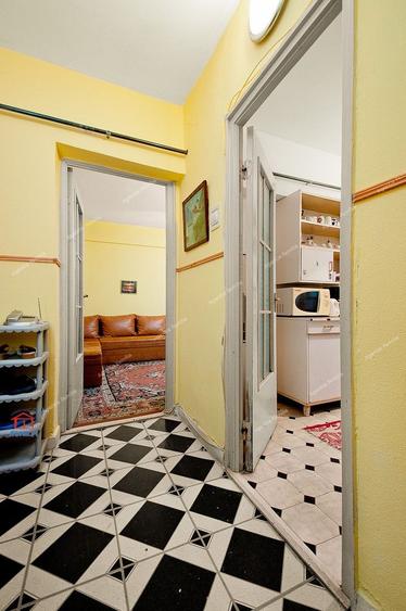 Apartament spațios cu 3 camere decomandate, două băi – IC Frimu