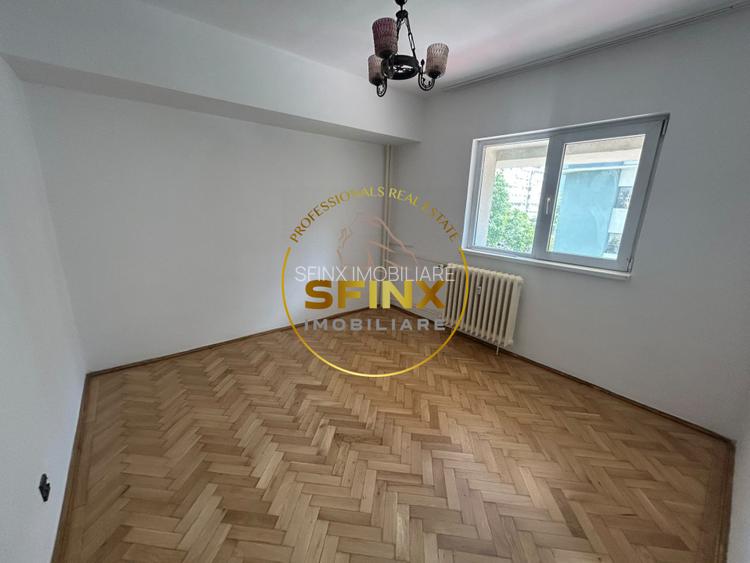 4 camere | Ion Mihalache | 98mp | Garaj - 4