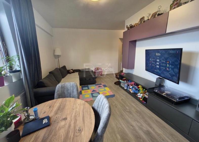 Apartament de vanzare 3 camere ( vis a vis de parcul Izbiceni ) - 10