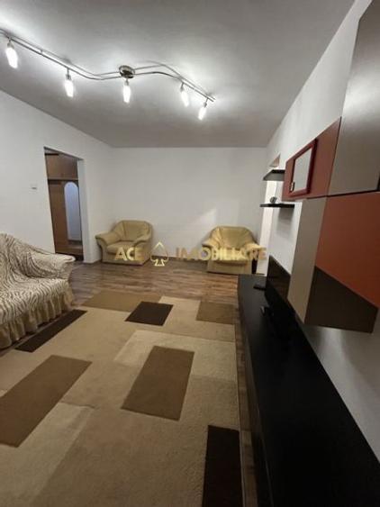 2 Camere de inchiriat | 1 Decembrie 1918 | Metrou | Centrala Proprie |