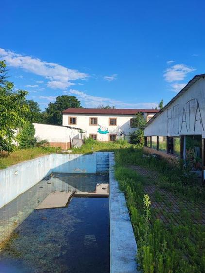 Vand teren comercial la E85 – Fostul Complex Roata Vietii