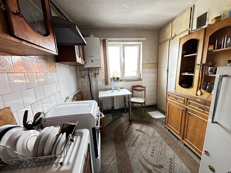 Apartament 3 Camere Vanzare CETATE Flanco Etaj 1, Nefinisat, Centrala Termopane