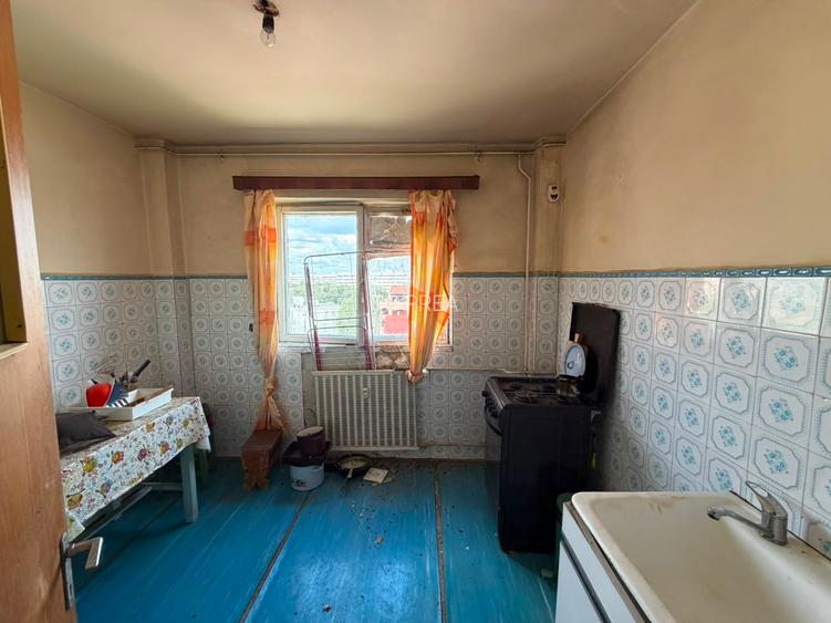 3 camere decomandat - 10