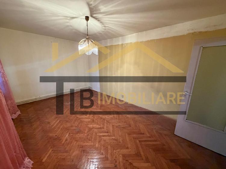 Apartament de 2 camere, decomandat, 52.5mp, zona Diamant