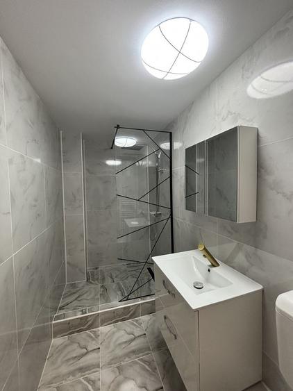 Vanzare Apartament 2 camere, 60 mp, etaj 8/8, 13 Septembrie, terasa refacuta